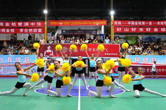 img, 和参与积极