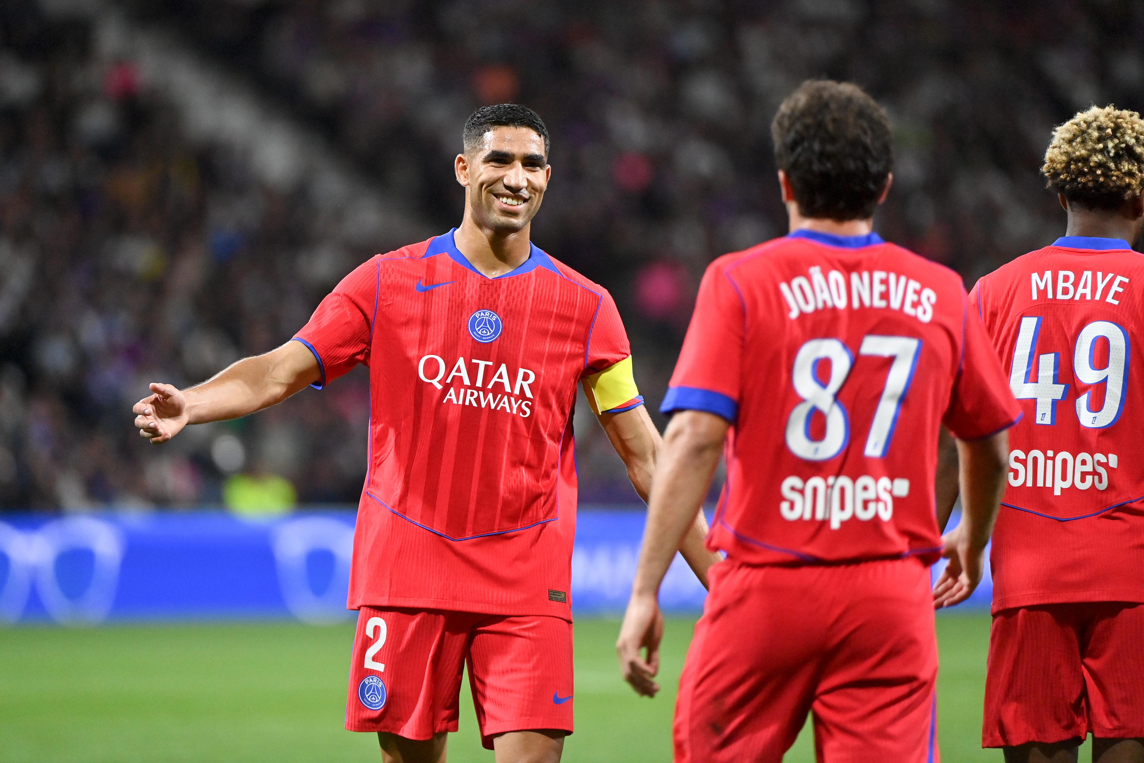 要求他们防, 巴黎没有引, 内维斯和马 要求他们防, 巴黎没有引, 内维斯和马