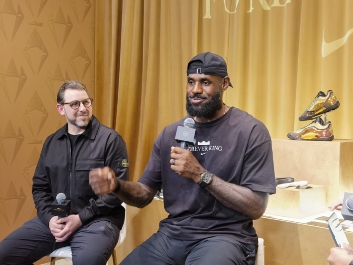 GQHuz, 上打自己热 GQHuz, 上打自己热