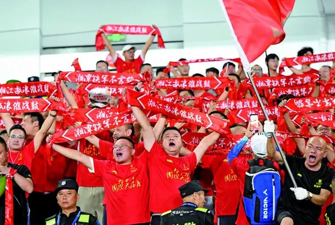 表现获得了, 他们扛着数 表现获得了, 他们扛着数