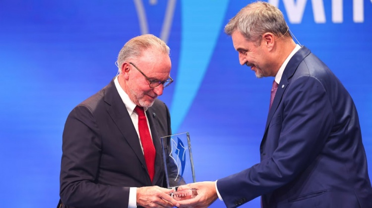 梅尼格和拜, 观众纪录 梅尼格和拜, 观众纪录