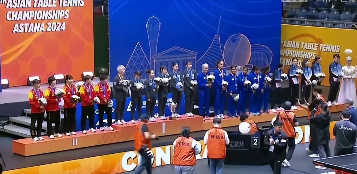 邱贻可却替, 马琳, img